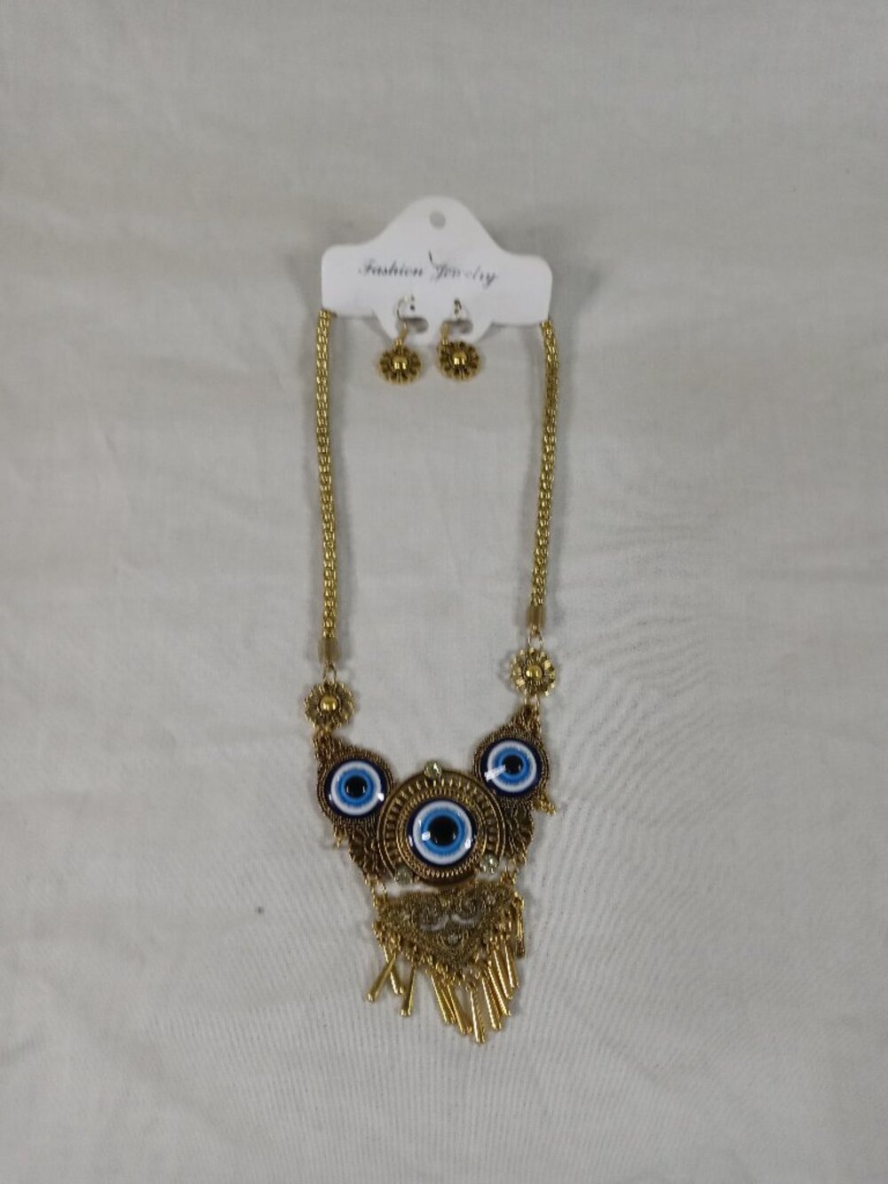 NEW Fashion Jewelry Women Golden Design Earring & Necklace Set Bundle Great Cond